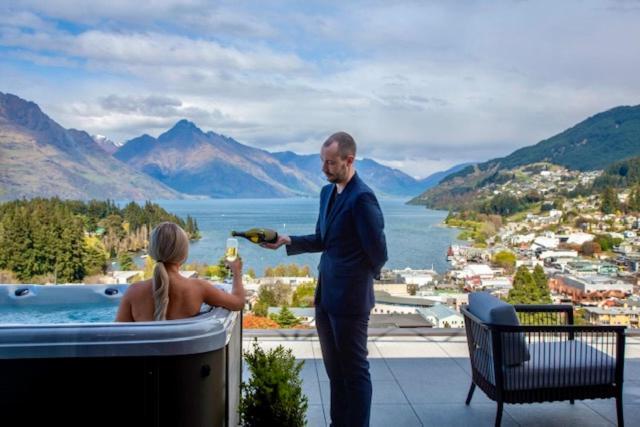 The Carlin Boutique Hotel Куийнстаун Екстериор снимка